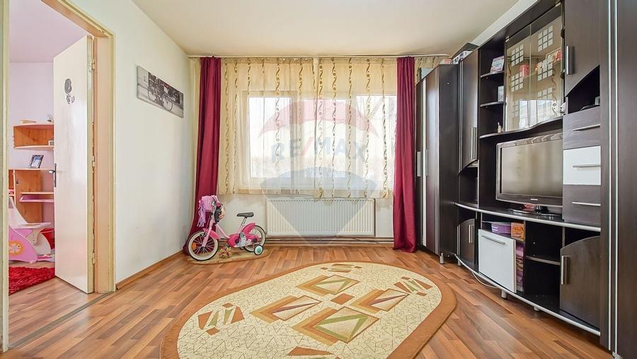 Apartament 2 camere, Astra, str Ciprian Porumbescu - 1