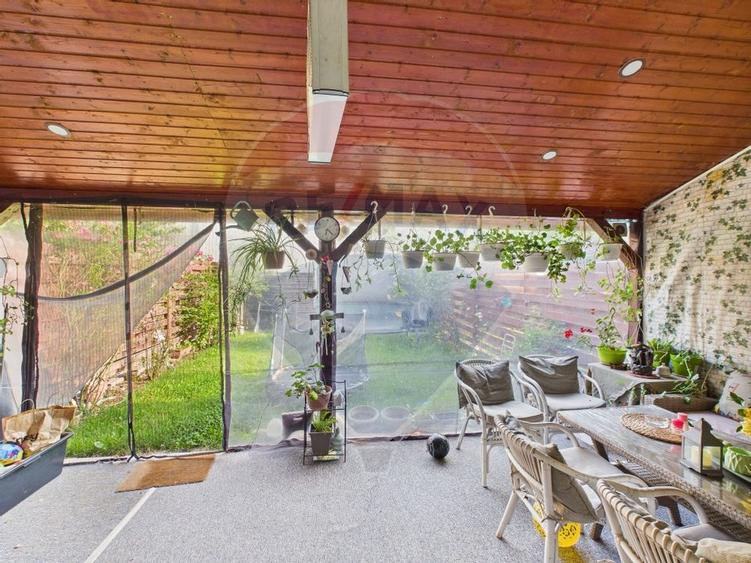 Casa/Vila superba cu 6 camere si gradina in zona Rosu/Ilfov - 9