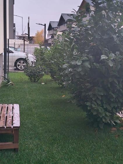 Apartament 2 camere, parter, 57mp + curte de 60mp, loc de parcare inclus - 2