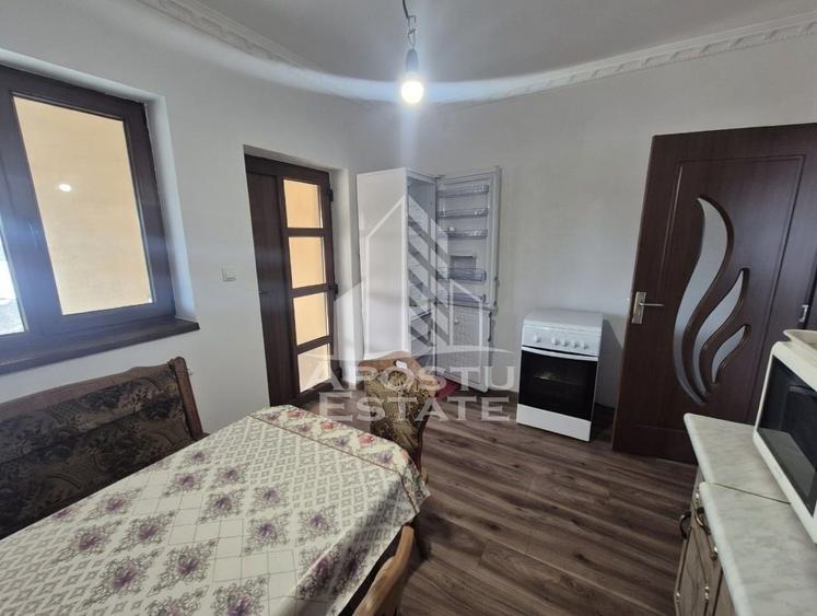 Casă spațioasă 320 mp, teren 1207 mp, central în Pesac - 9