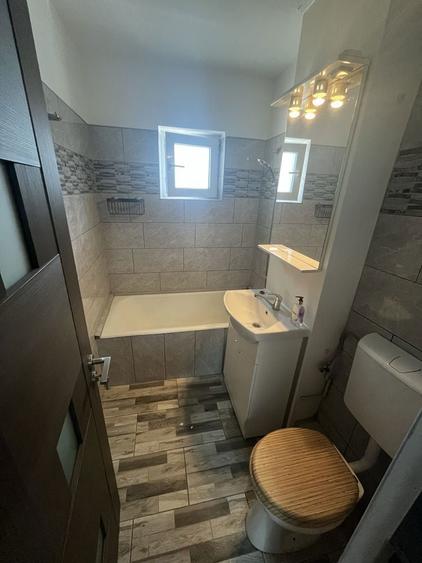 De inchiriat Apartament 2 camere - 2