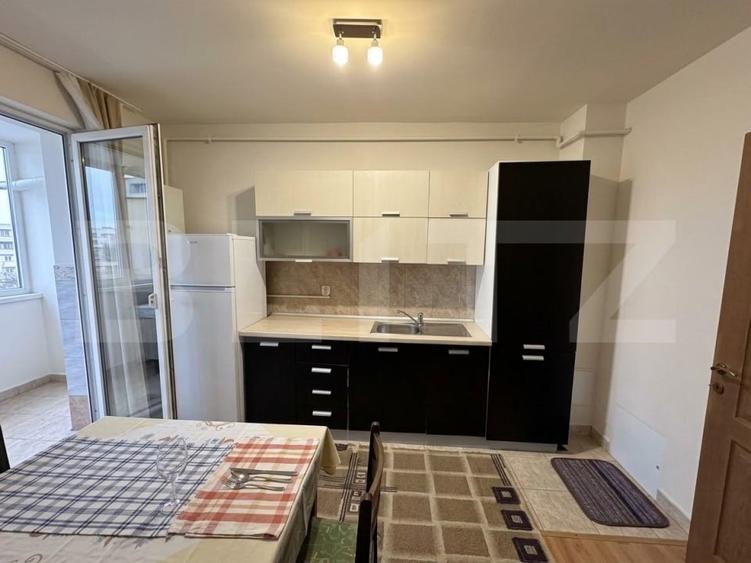 Apartament cu 2 camere semidecomandat, mobilat în Florești