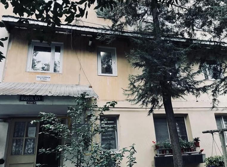 Apartament 4 camere, Etaj 1,zona Gradina,60 metri construi?i,Pre? 60.000 ,Suna?i la - 1