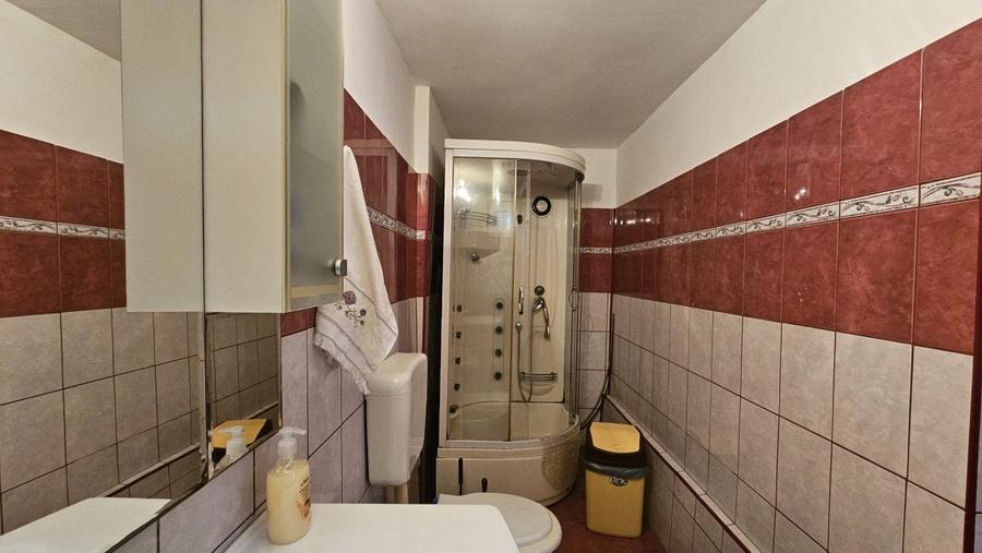 Casa 4 camere - zona Trocadero - termen lung - 18