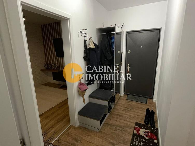 Apartament 4 camere DECOMANDAT et 1 + LOC DE PARCARE si BOXA - PACURARI - 11