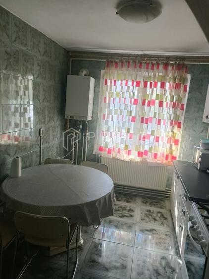 Apartament 2 camere, zona 7 Noiembrie, lângă UMFST - 2