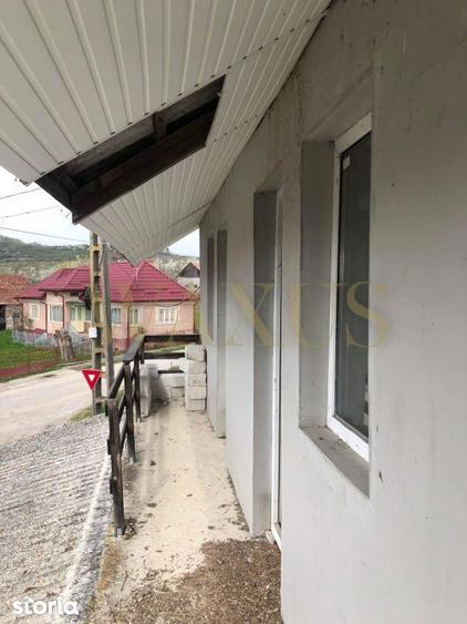 Casa P+M 88 mp, teren 496 mp, langa Cetatea Ciceului Ciceu Corabia - 1