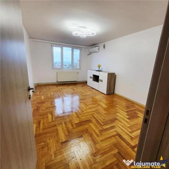 Apartament 3 camere,decomandat,renovat, suprafata generoasa, - 9