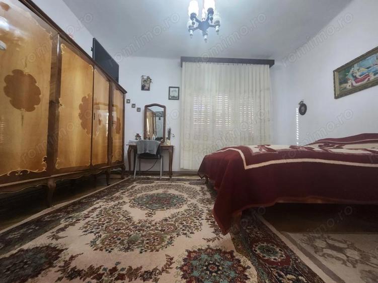 Casa individuala - zona Sagului - 300mp teren - 4 camere - 152.000 Euro - 9