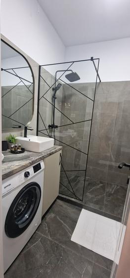 Inchiriez apartament (PENTRU ORICE PERIOADA) - 7