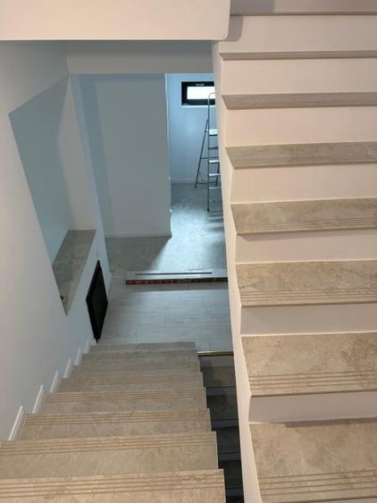 Apartament 4 Camere Pe 3 Niveluri+Curte 40 mp2 , Metrou Crangasi , Particular - 7