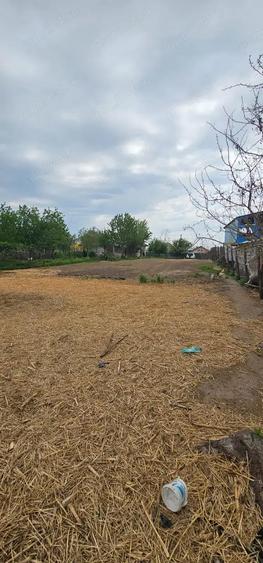 Casa de vanzare, com.Luciu - 3