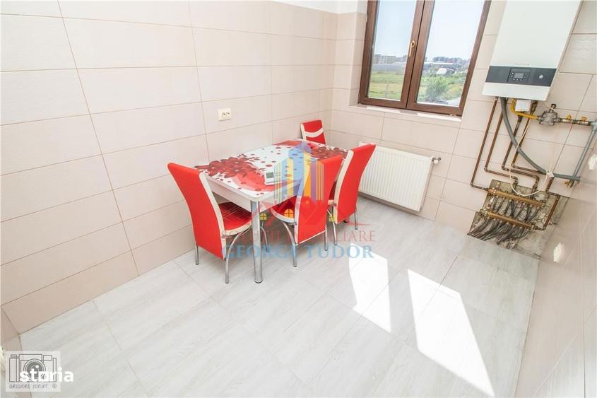 Apartament 2 camere total decomandat + parcare privata, Str. Acvilei 4 - 18