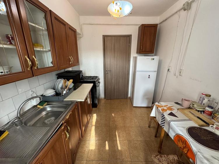 Nicolina, CUG, langa Selgros - Apartament 2 camere, decomandat, comision 0 - 11