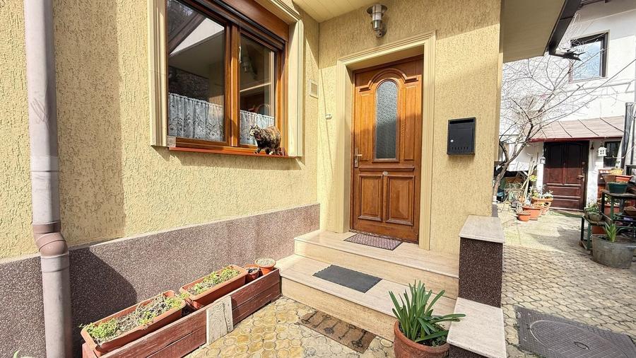 OPORTUNITATE | CASĂ DE VÂNZARE | 5 CAMERE | CURTE COMUNĂ MARIA ROSETTI - 1