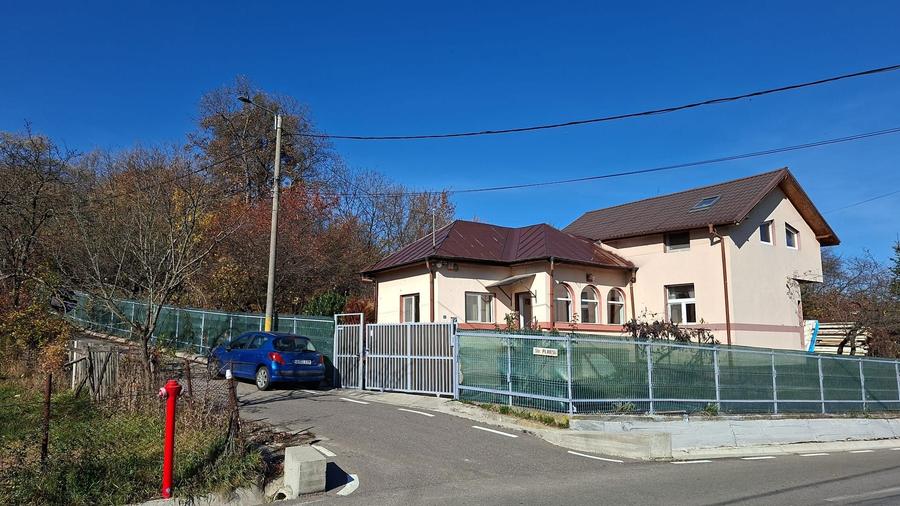 Proprietar vand vila Campulung Muscel str Dracesti 34 colt str Plaies - 5