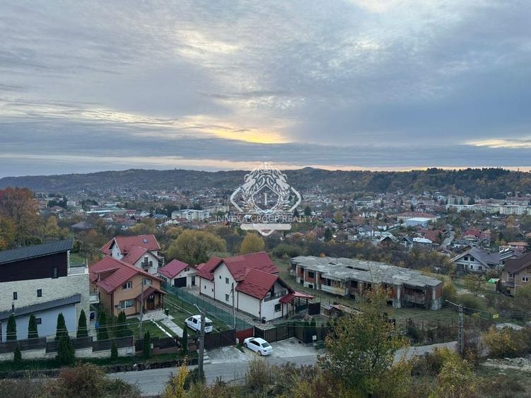Teren 7199mp Intravilan cu Vedere Panoramica Superbă, Ideal Investitie - 1