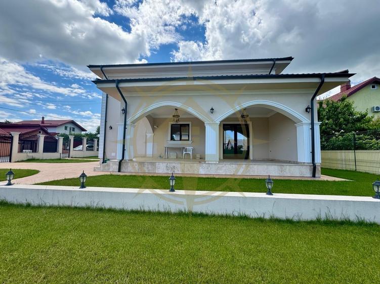 Casă cu 5 camere cu Canalizare în Central