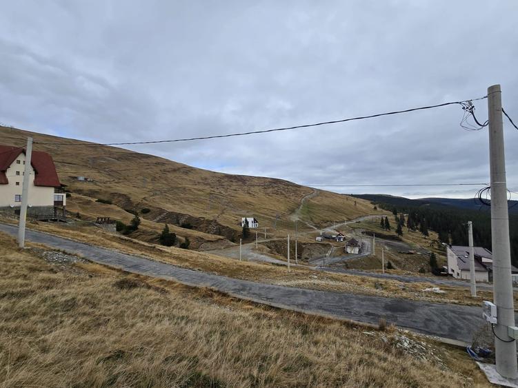 Proprietar vand parcele teren intravilan Ranca - 3