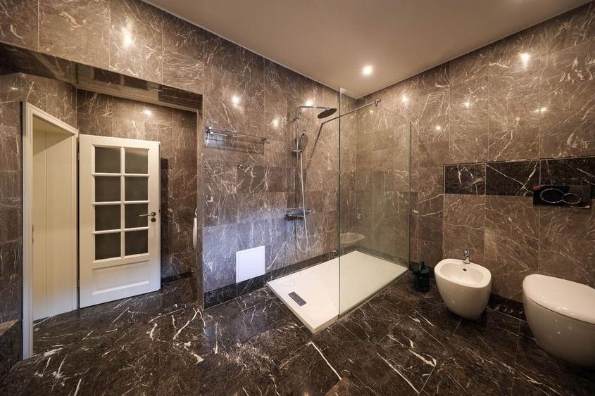 Casă deosebită de v&acirc;nzare &icirc;n centrul Brașovului - 24