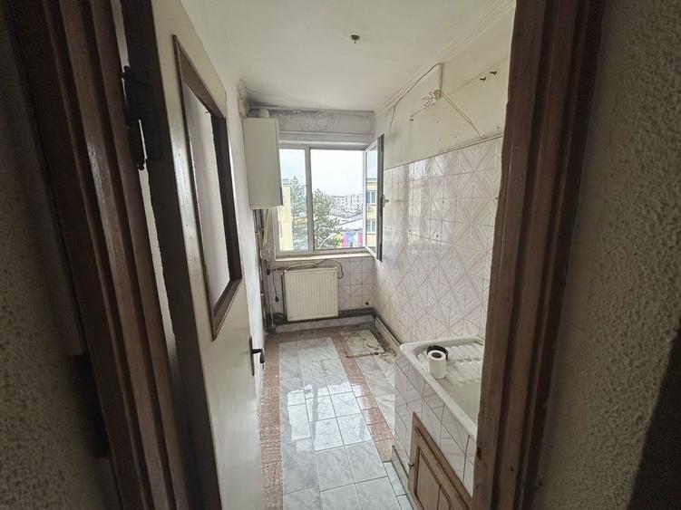 Vand apartament 2 camere comfort 2 Gavana etaj 4 - 2