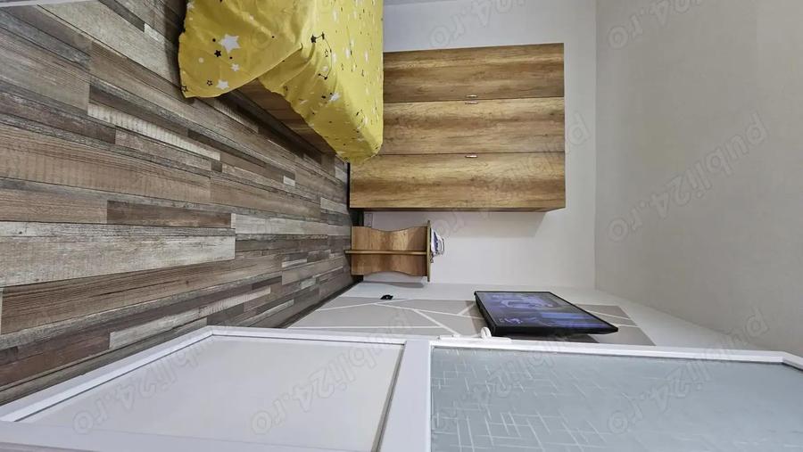 Vand apartament ultra central Corabia - 2