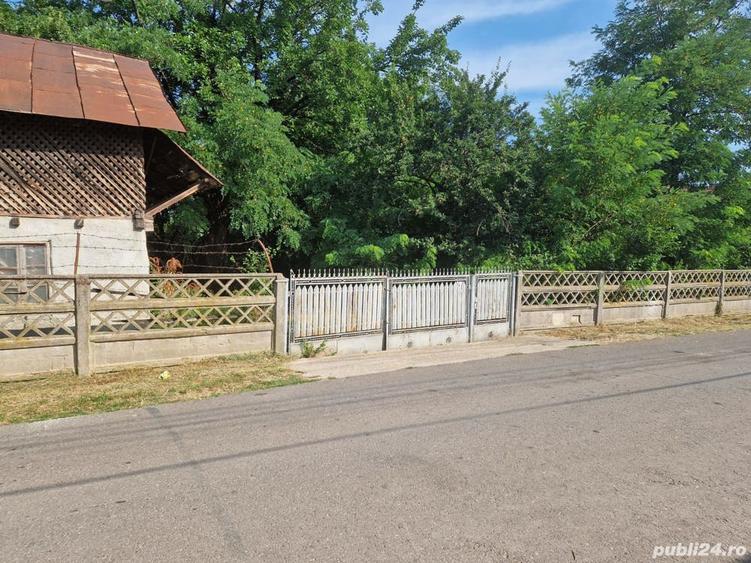 Casă cu 3 camere în Strejnicu