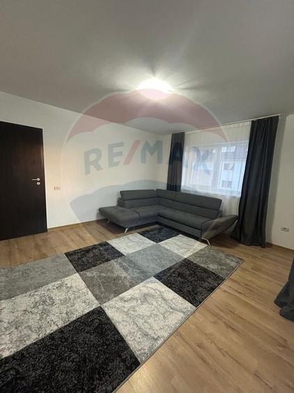 Apartament cu 2 camere de închiriat Subcetate - 3