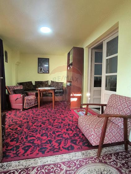 Casa saseasca 3 camere si 1400 mp teren in Brateiu - jud. Sibiu - 8