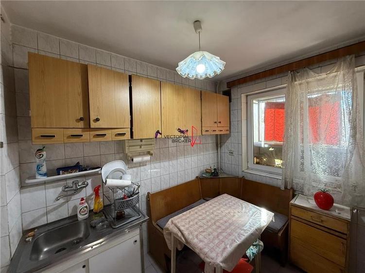 3 camere semidecomadate, et. 2, vedere mixta, 62mp, Gara de Nord- Metrou - 7