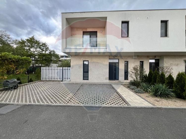 Inchiriere  Vila in zona Otopeni - 35