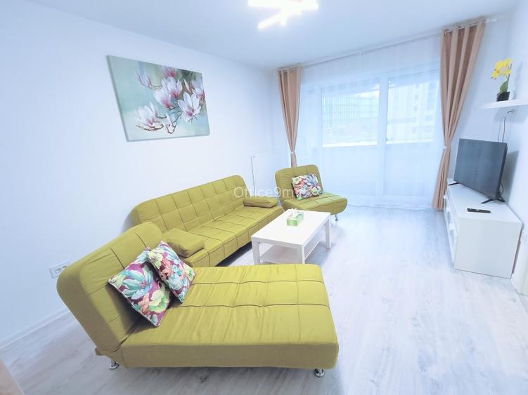 Mall Coresi - apartament 2 camere decomandat - etajul 1 - loc de parcare