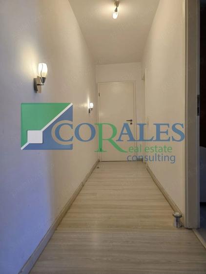Apartament cu 3 camere semidecomandat, mobilat în Circumvalațiunii