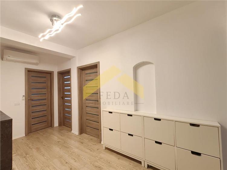 Apartament cu 3 camere decomandat, mobilat în Bujac
