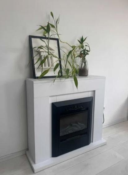 Apartament cu 3 camere semidecomandat, mobilat în Titan
