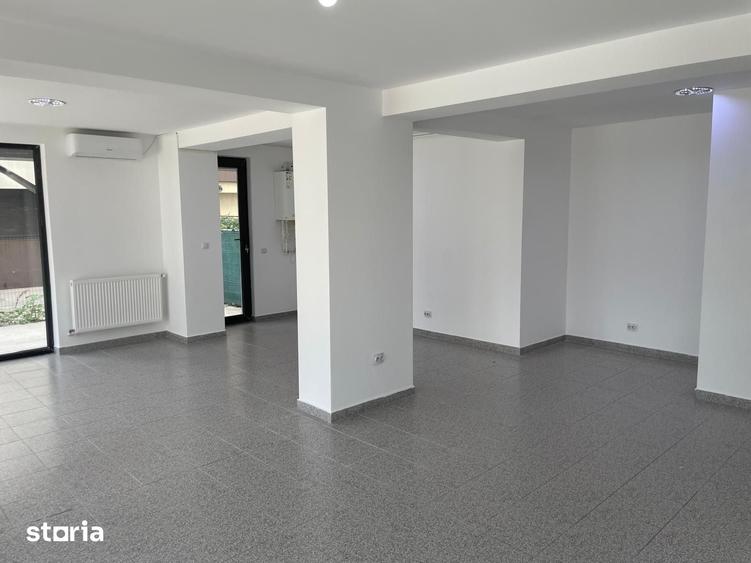 Spațiu comercial, de 50 mp, în Central