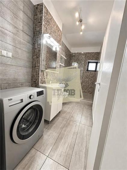 Apartament cu 3 camere decomandat, mobilat în Trei Stejari