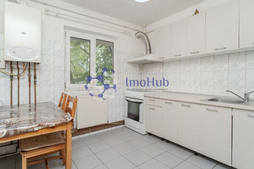 Apartament cu 3 camere decomandat, mobilat în Frumoasa