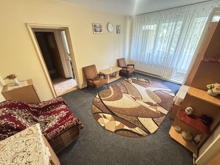Apartament 3 camere zona Tomis Nord - Brotacei cu Centrala la Etajul 1 - 2