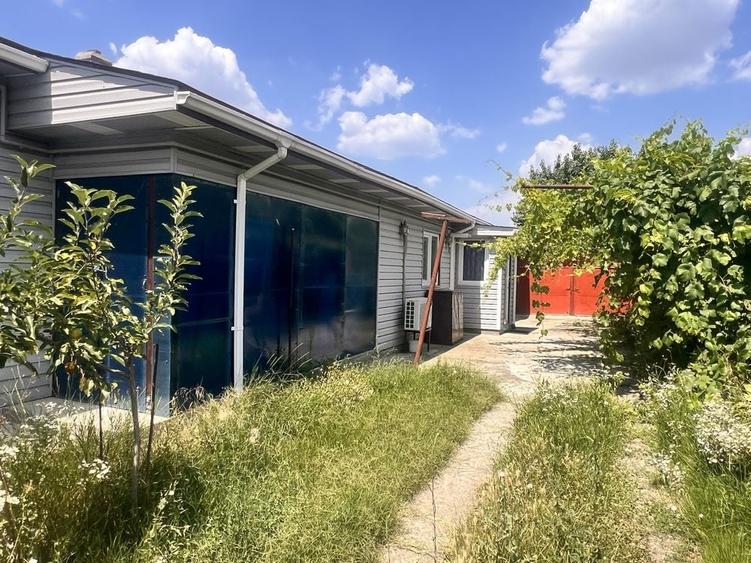 Casa cu teren 820 mp in zona Primariei Popesti-Leordeni | Pozitie excelenta pentru locuit sau investitie - 6