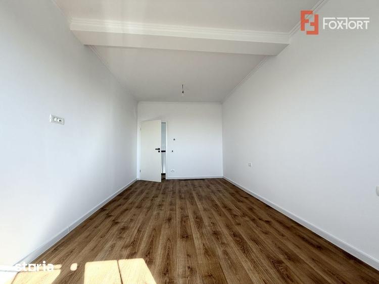 Casă cu 5 camere cu Teren 300 Mp în Giarmata