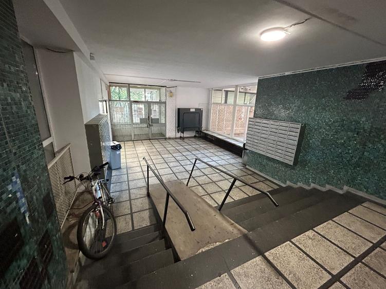 Garsoniera Titan 30 Mp Etaj 9 Instalatii Schimbate 7 Min Metrou - 10