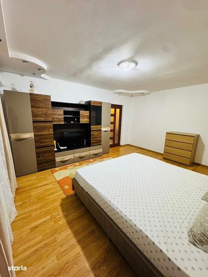 13 SEPTEMBRIE / VULCAN - Garsoniera  MODERNA - LOC DE PARCARE ! - 3