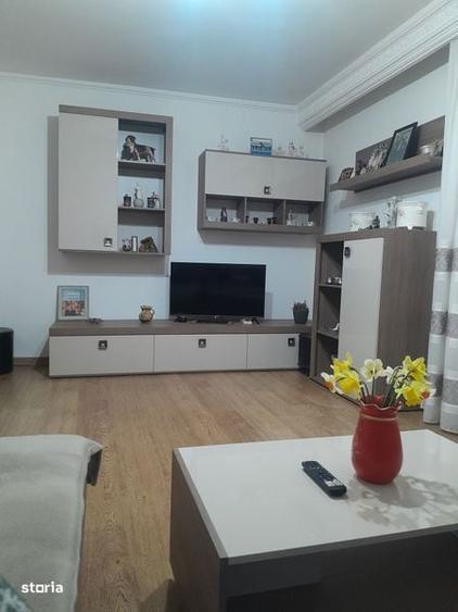 Vand apartament 3 camere,2 balcoane etj 1 vizavi de facult.Brancoveanu - 1