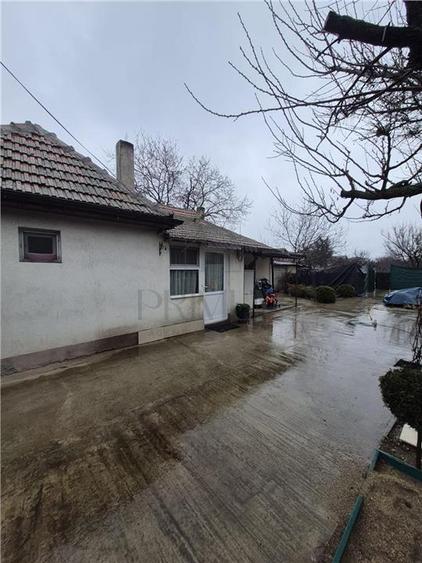 Casă cu 4 camere cu Teren 719 Mp în Aeroport