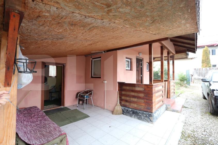Casă individuală cu 2 camere cu Teren 360 Mp în Moroeni