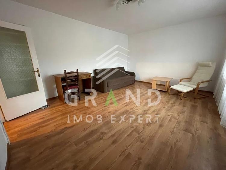 Apartament cu 2 camere decomandat, mobilat în Plopilor
