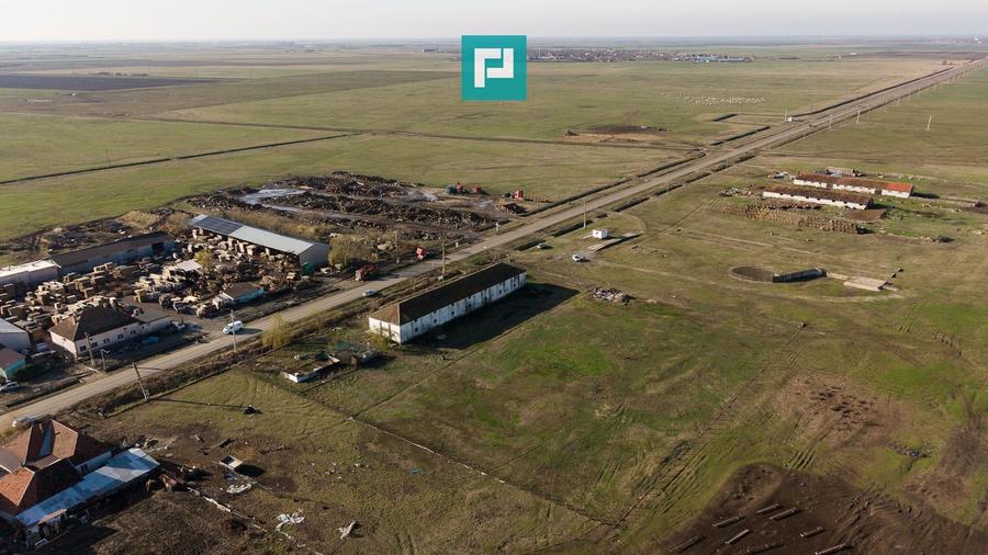 Hală industrială cu teren generos în Zărand, Arad - 25