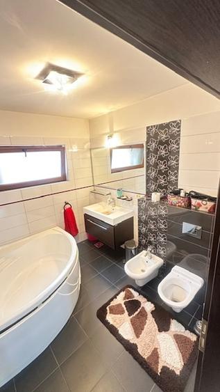 VICTORIEI zona Marul de Aur casa tip insiruita P+1+2 cu teren aferent! - 16