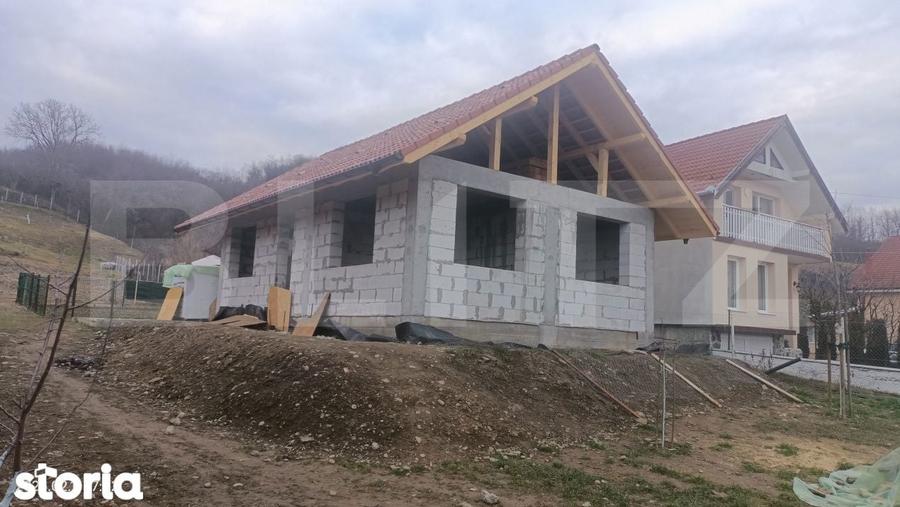 Casa cocheta cu priveliste panoramica si gradina generoasa Langa P - 2